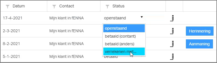 Om te verrkenen kies je de optie "Verrekenen met..." in het keuzemenu voor de status van het factuuroverzicht.